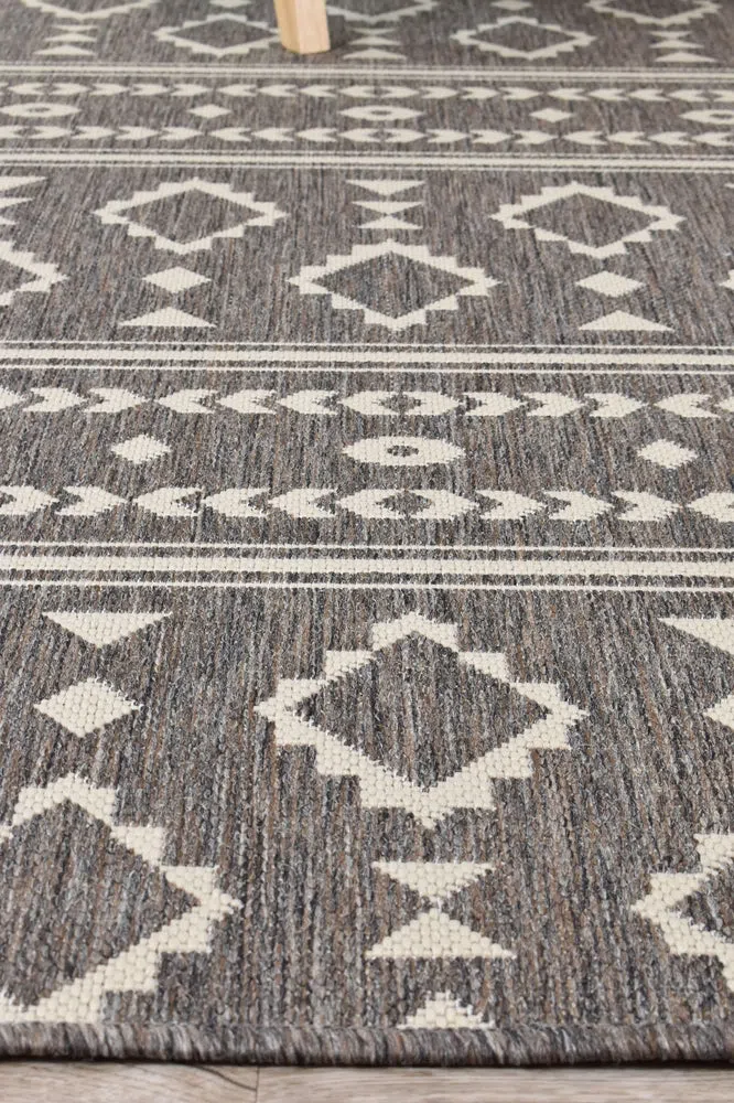 Alaska Indoor Outdoor 33 Brown Rug - Image 6
