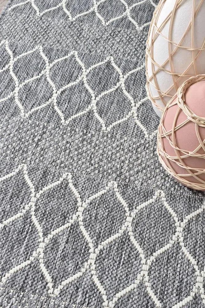 Alaska Indoor Outdoor 26 Grey Rug - Image 14