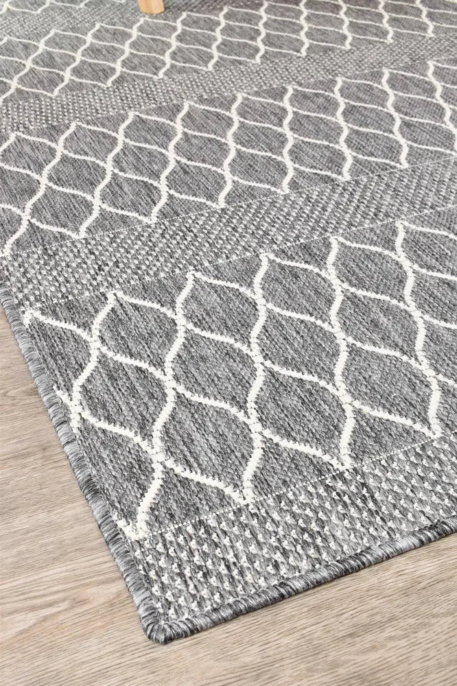 Alaska Indoor Outdoor 26 Grey Rug - Image 5