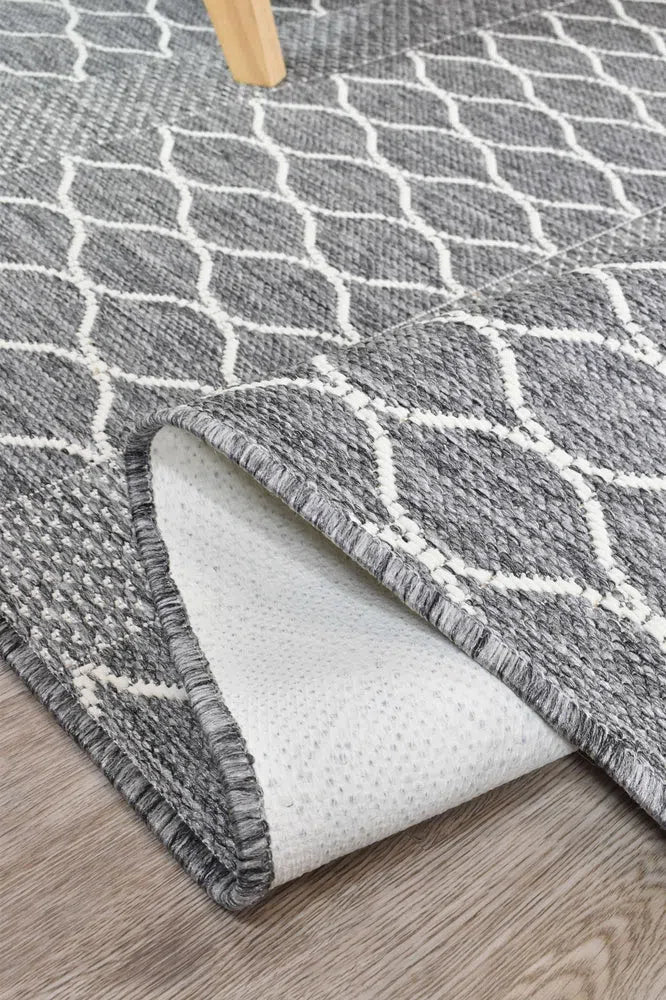 Alaska Indoor Outdoor 26 Grey Rug - Image 9