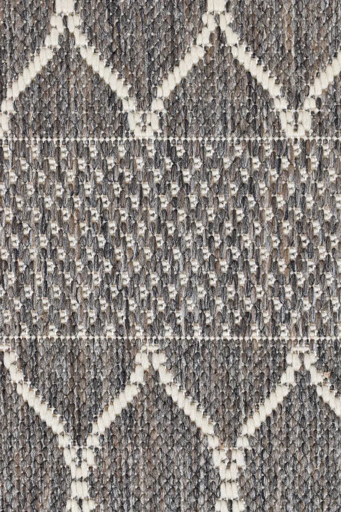 Alaska Indoor Outdoor 26 Beige Rug - Image 8
