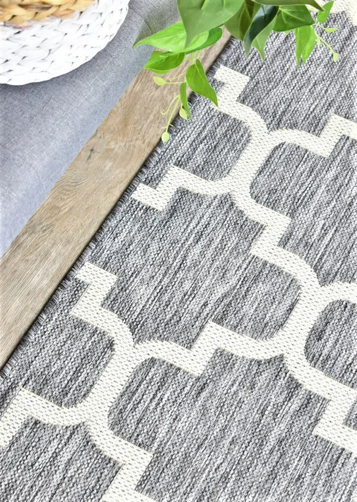 Alaska Indoor Outdoor 68 Light Grey Rug - Image 16