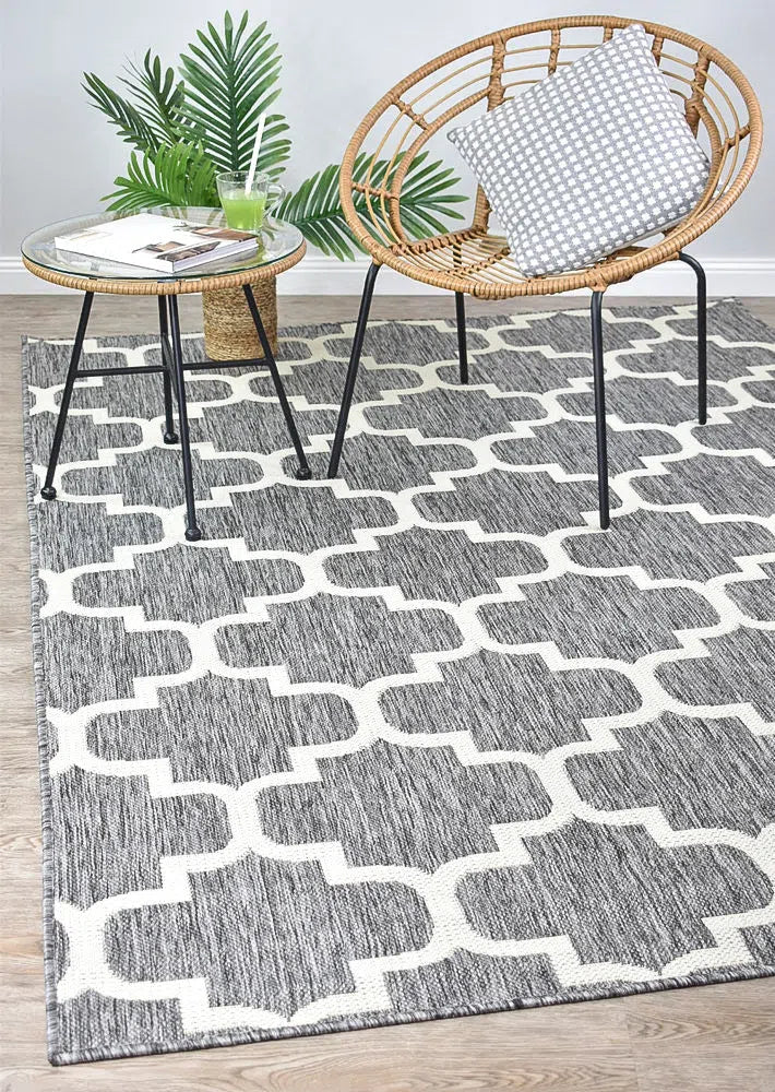 Alaska Indoor Outdoor 68 Light Grey Rug - Image 4