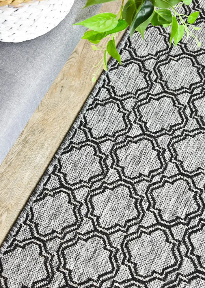 Alaska Indoor Outdoor 92 Grey Rug - Image 15