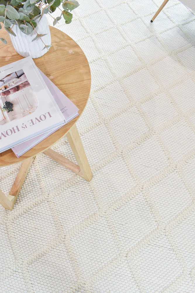 Allure Diamond Frost Wool Rug - Image 4