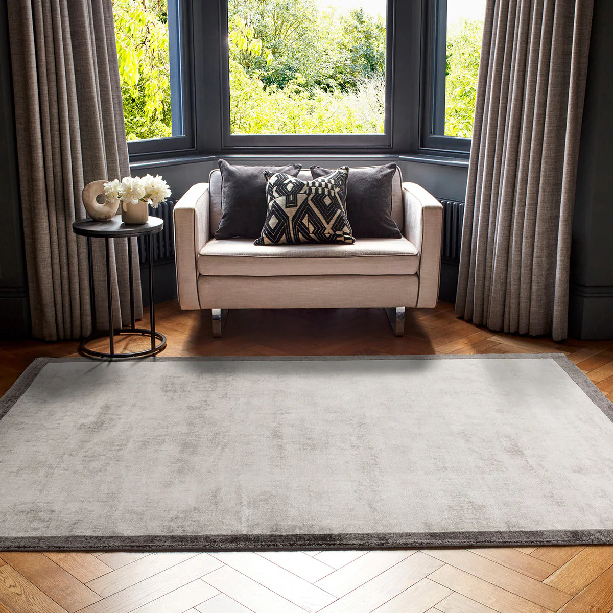 Asiatic Blade Border Silver Grey 08 Rug - Image 2