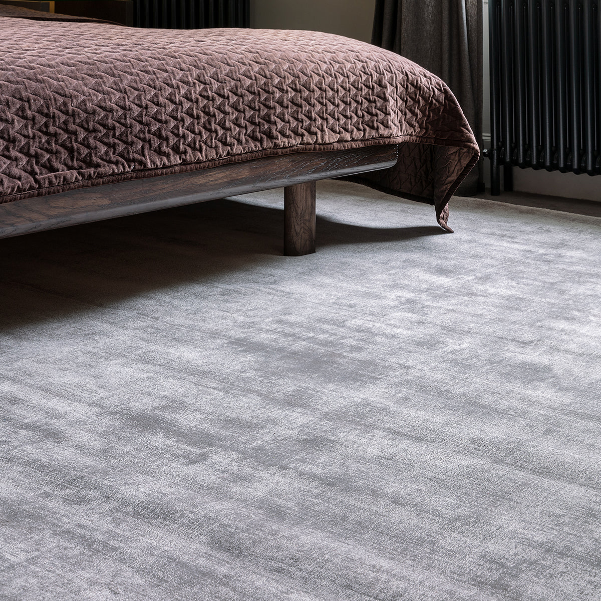 Asiatic Blade Silver Rug - Image 2