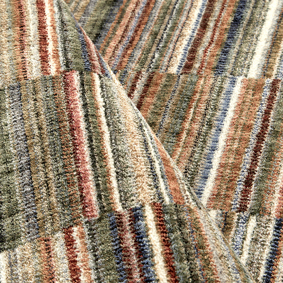 Aston Ciala Multi Rug - Image 8