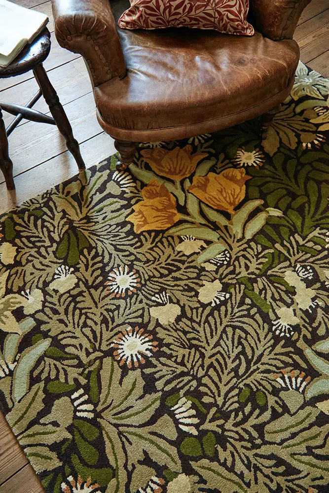 Morris & Co Bower Twining Vine Green 128207 Rug - Image 4
