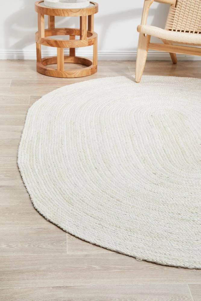 Bondi White Oval Rug - Image 4