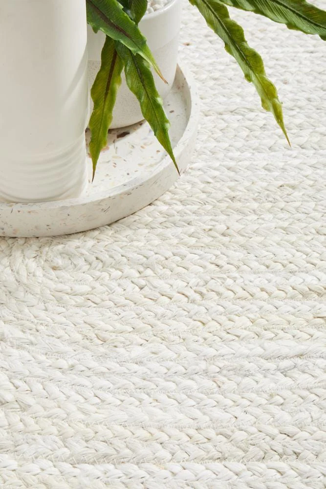 Bondi White Oval Rug - Image 9