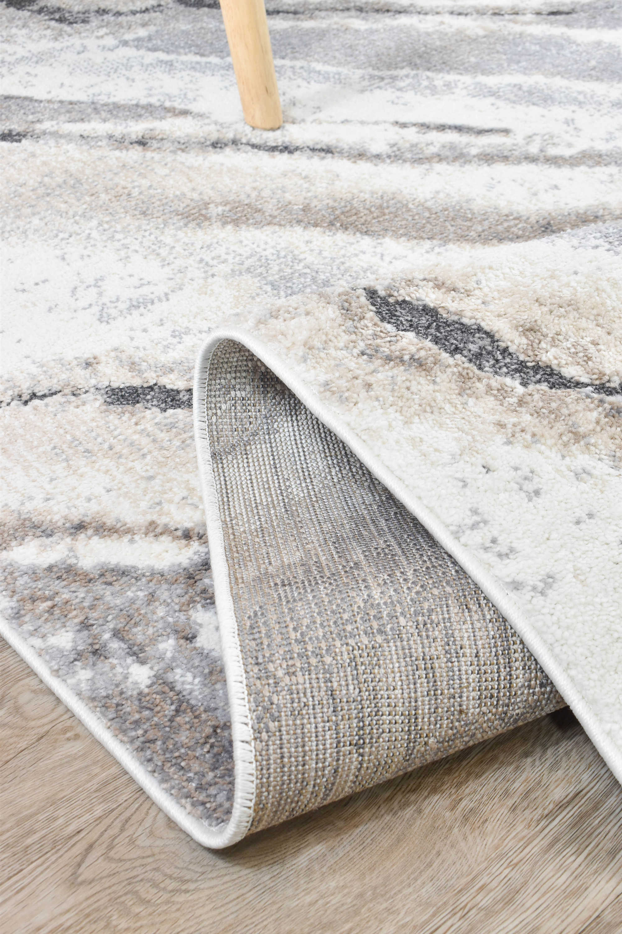 Charlotte Opulent Radiance Rug - Image 8