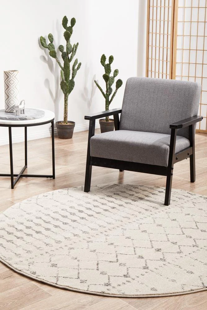 Chrome Elsa Silver Round Rug - Image 4