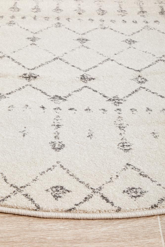 Chrome Elsa Silver Round Rug - Image 6