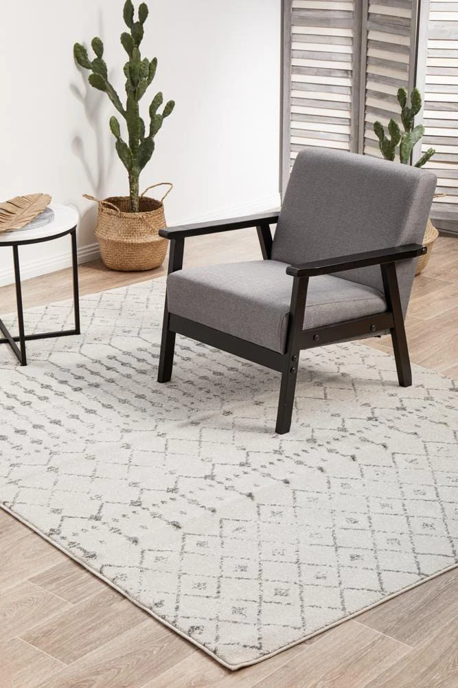 Chrome Elsa Silver Rug - Image 4
