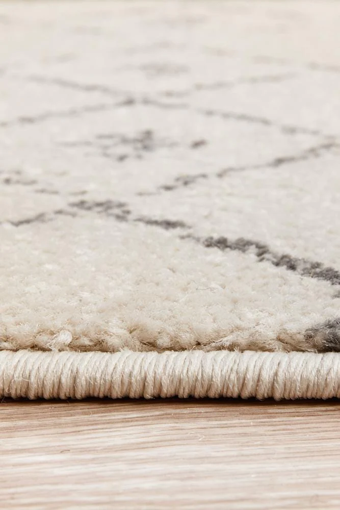 Chrome Elsa Silver Rug - Image 8