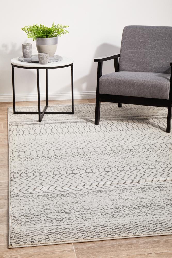 Chrome Harper Silver Rug - Image 3