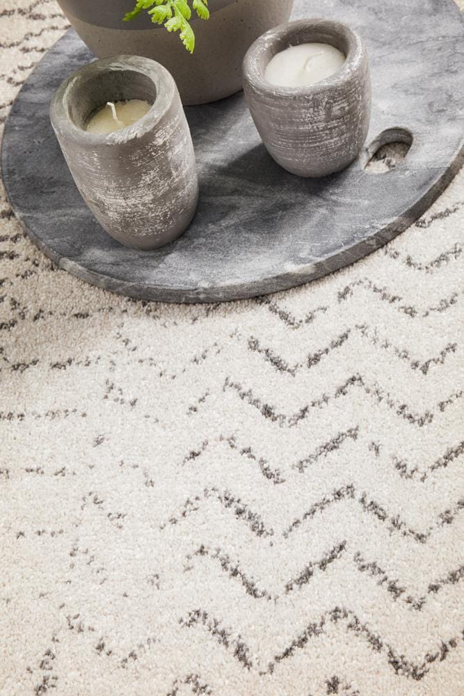 Chrome Harper Silver Rug - Image 9