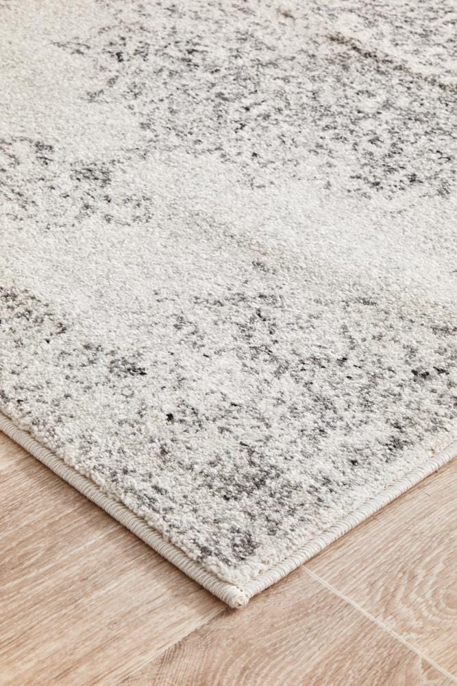 Chrome Rita Silver Runner Rug - Image 5
