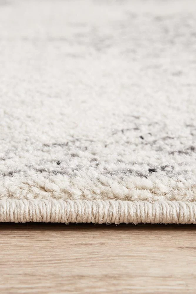 Chrome Rita Silver Runner Rug - Image 7