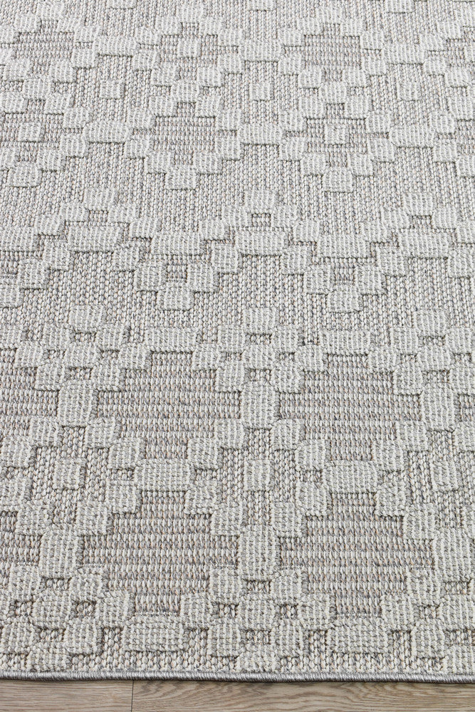 Colorado Chevron Light Grey Outdoor Rug - Image 11