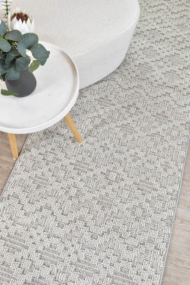 Colorado Chevron Light Grey Outdoor Rug - Image 20