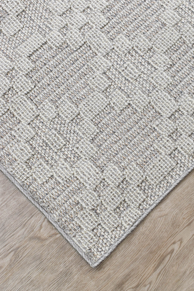 Colorado Chevron Light Grey Outdoor Rug - Image 5