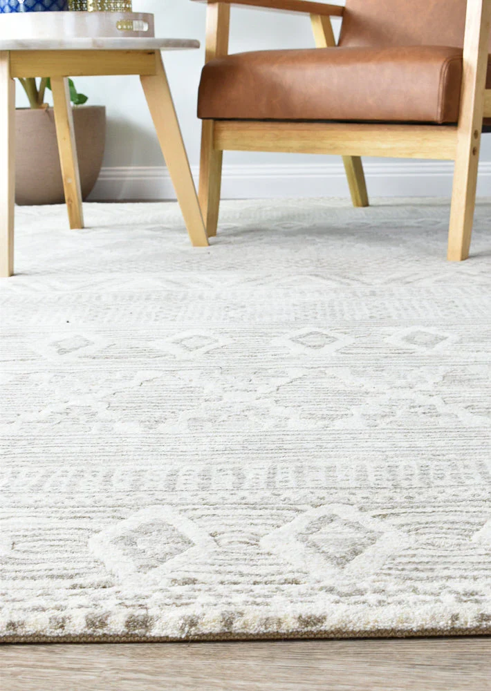 Contemporary Cove Aztec 6575 Rug - Image 3