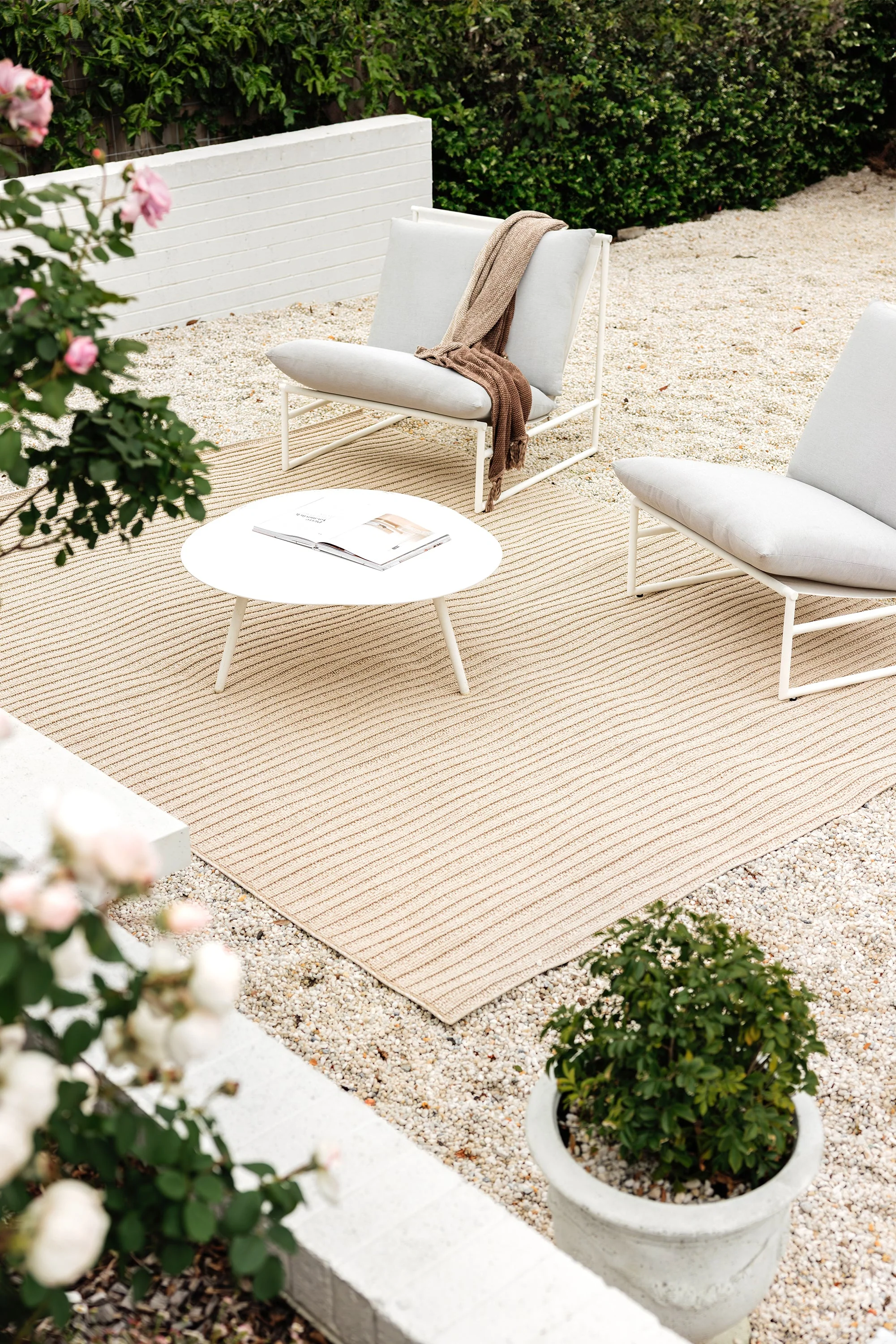 Darren Palmer Sandridge Taupe Indoor/Outdoor Rug - Image 4