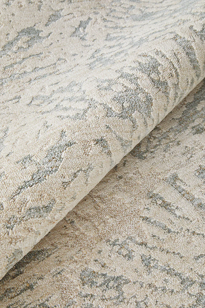 Emma Blomfield Plume Frost Rug - Image 11