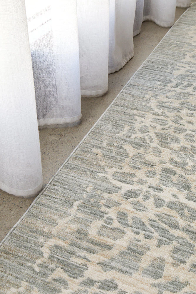 Emma Blomfield Rogue Mist Rug - Image 7