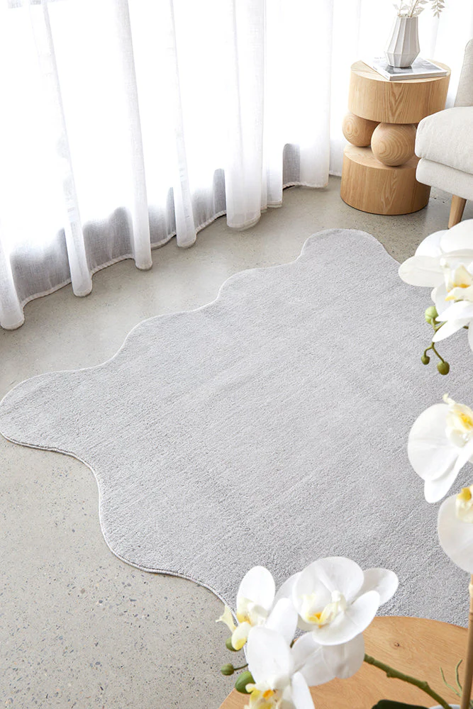 Evelyn Silver Rug - Image 4
