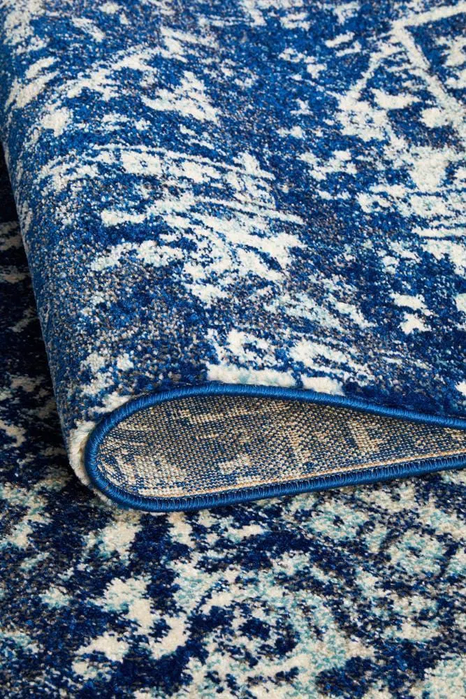 Evoke Contrast Navy Transitional Rug - Image 10