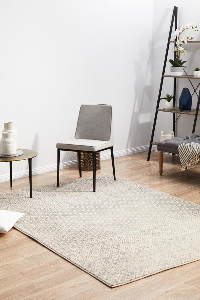 Evoke Diamond Grey Transitional Rug - Image 4