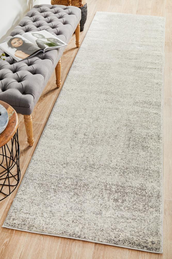 Evoke Shine Silver Transitional Runner Rug - Image 3