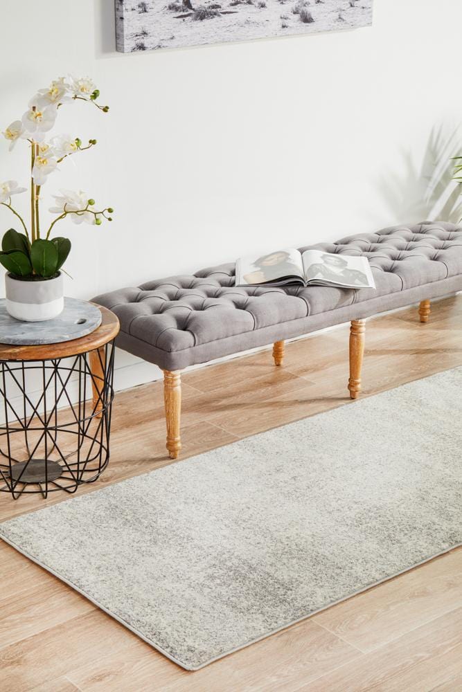 Evoke Shine Silver Transitional Runner Rug - Image 4