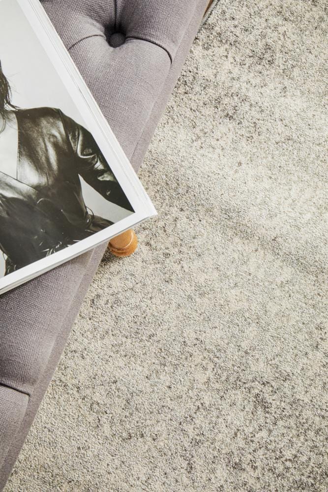 Evoke Shine Silver Transitional Runner Rug - Image 9