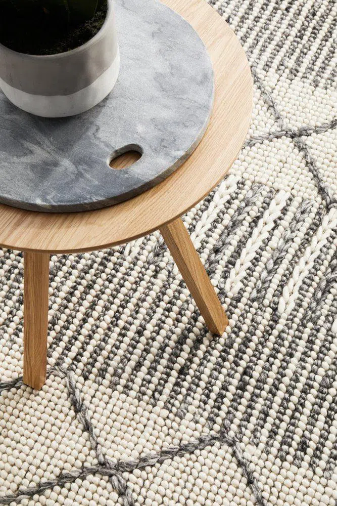 Hellena Braied Grey Wool Rug - Image 5