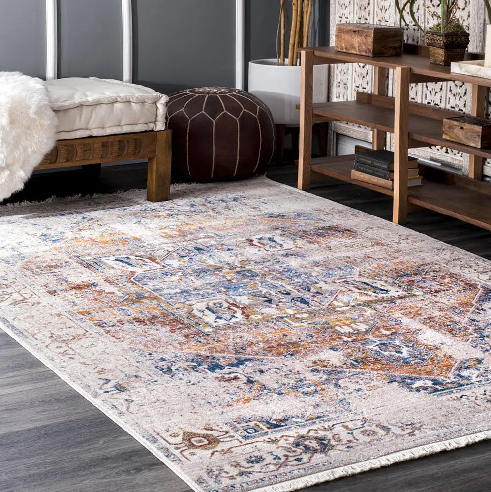Heriz Ivory Traditional Rug - Image 6
