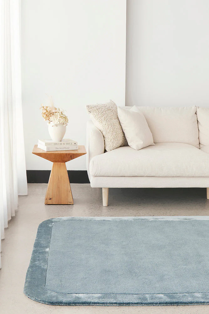 Hugo Blue Rug - Image 3