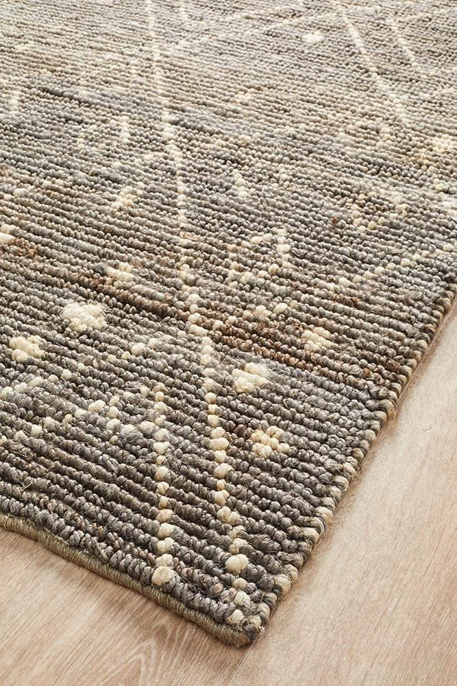 Kenya Misu Hand Woven Tribal Jute Rug - Image 4