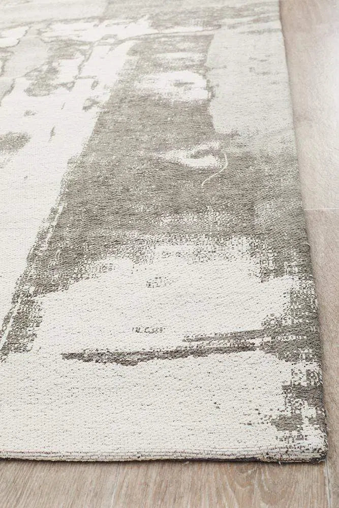 Magnolia 11 Silver Runner Rug - Image 5