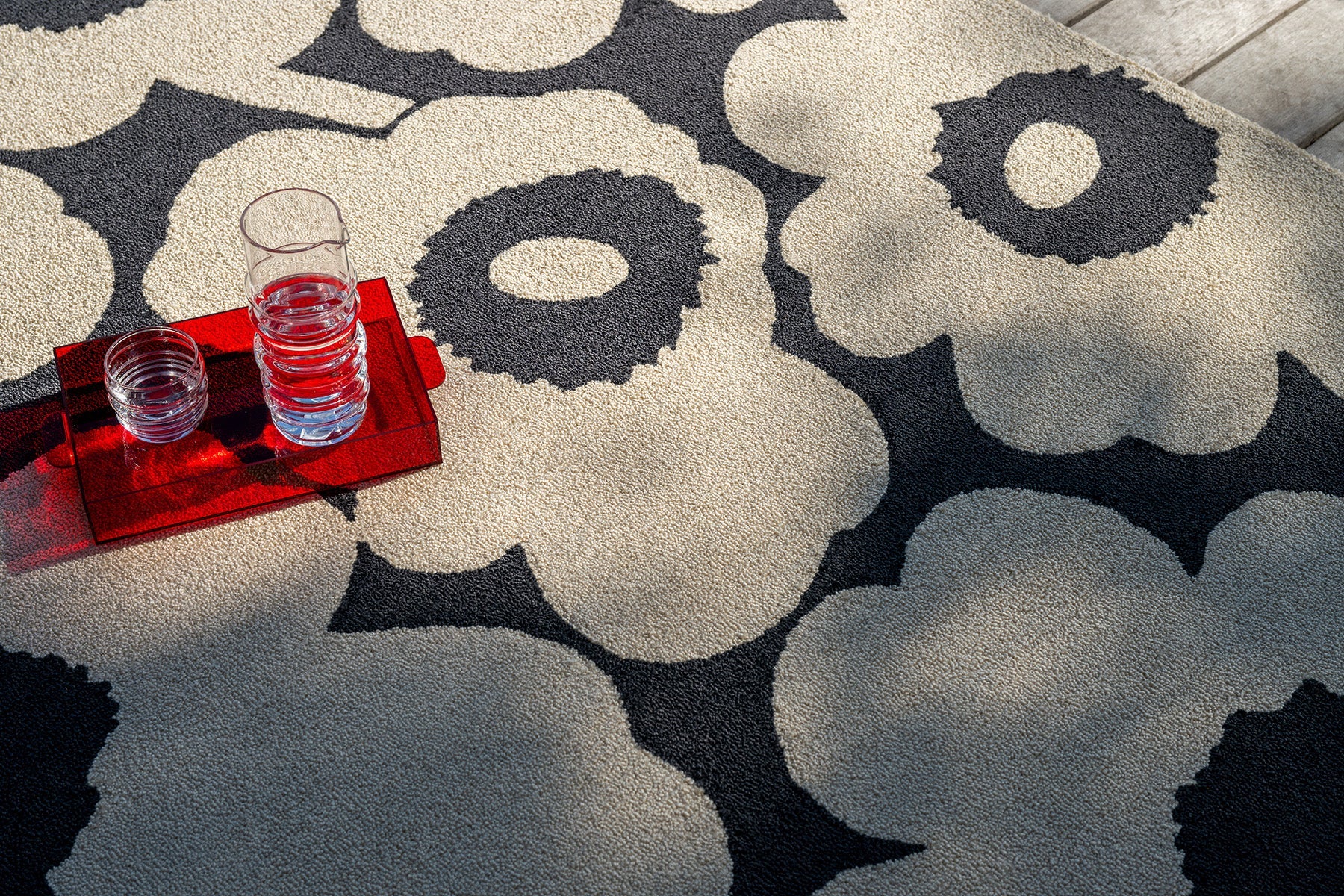 Marimekko Unikko Charcoal White Outdoor 434305 Rug - Image 5