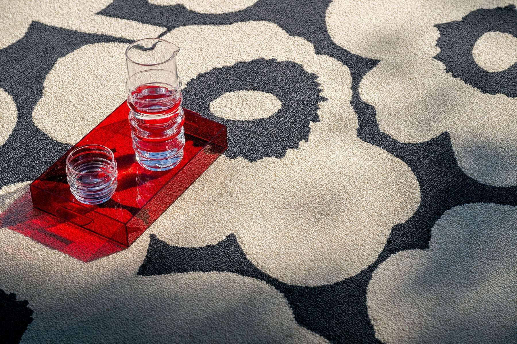 Marimekko Unikko Charcoal White Outdoor 434305 Rug - Image 6