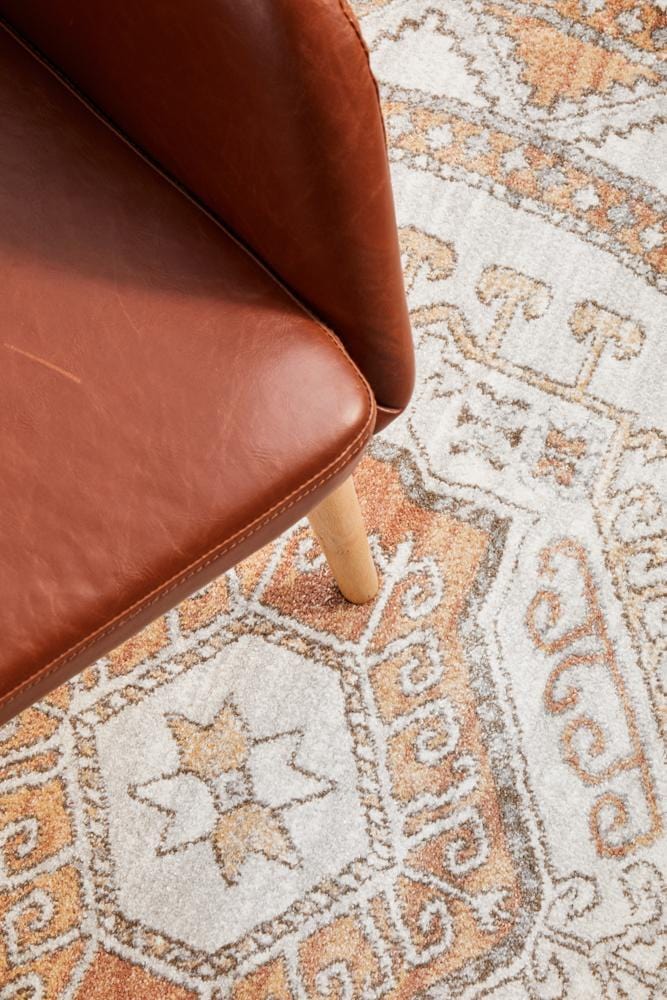 Mayfair Caitlen Natural Round Rug - Image 9
