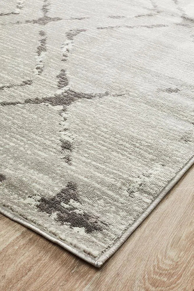 Kendall Contemporary Diamond Rug Silver Grey - Image 4
