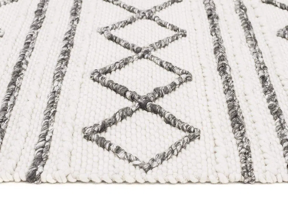 Milly Textured Woollen Rug White Grey - Image 5