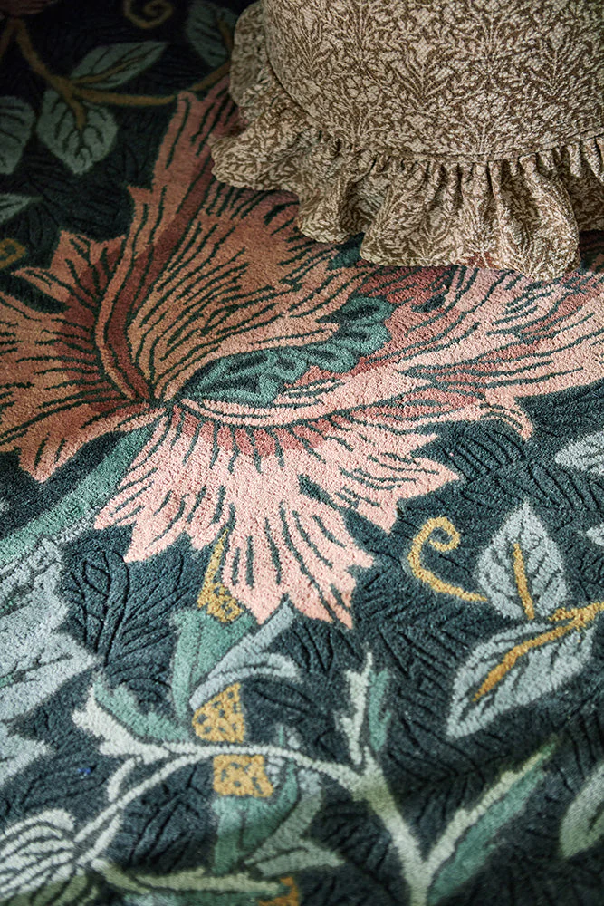 Morris & Co Honeysuckle & Tulip Teal 130407 Rug - Image 5
