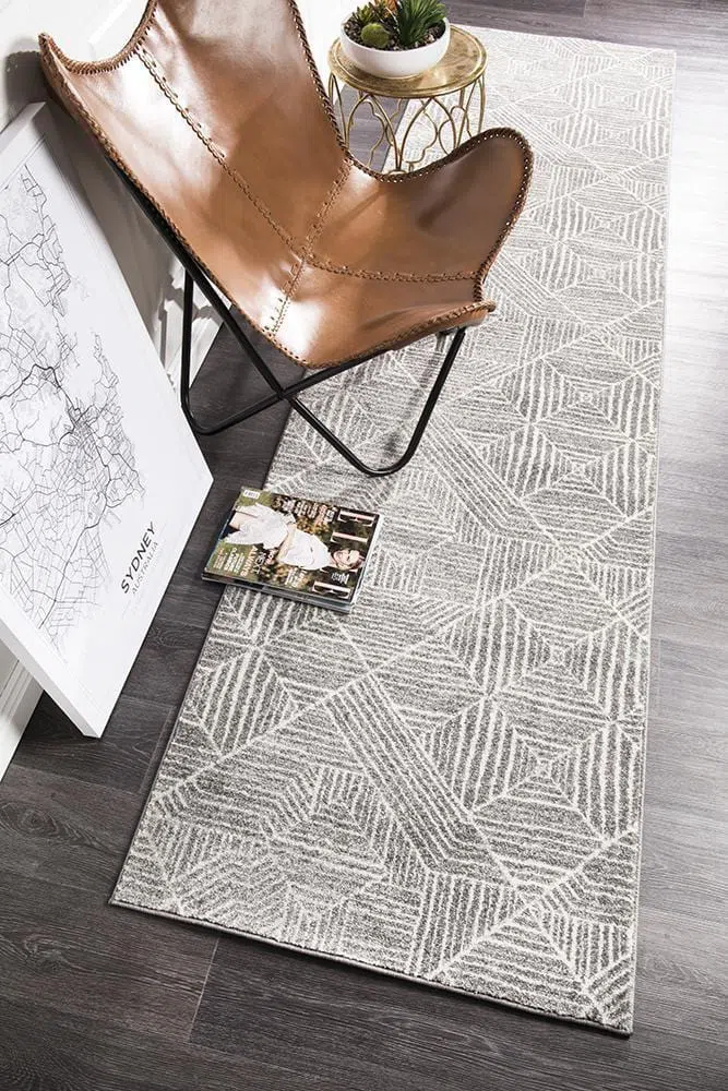 Oasis Kenza Contemporary Silver Runner Rug - Image 3