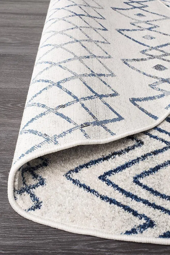 Oasis Nadia White Blue Rustic Tribal Round Rug - Image 6